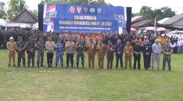 Ratusan Personel TNI Dikerahkan Bangun Desa Tepus