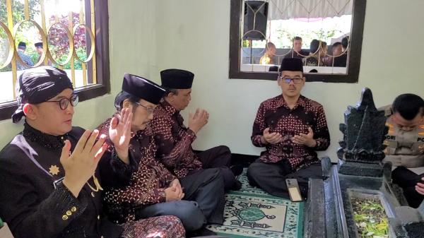 Jelang Hari Jadi Kabupaten Banyumas ke 453, Pj Bupati Ziarah Makam Raden Joko Kaiman