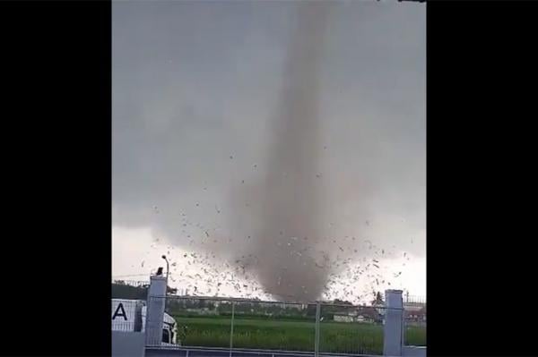 Bukan Puting Beliung, BRIN Sebut Angin Kencang di Rancaekek Tornado Pertama di Indonesia