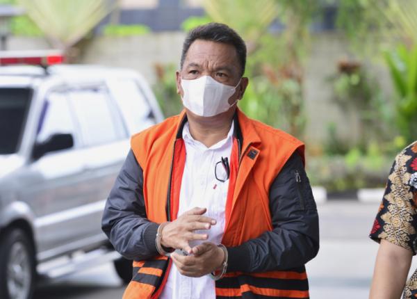 Kadis PUPR Maluku Utara Daud Ismail Ditahan KPK
