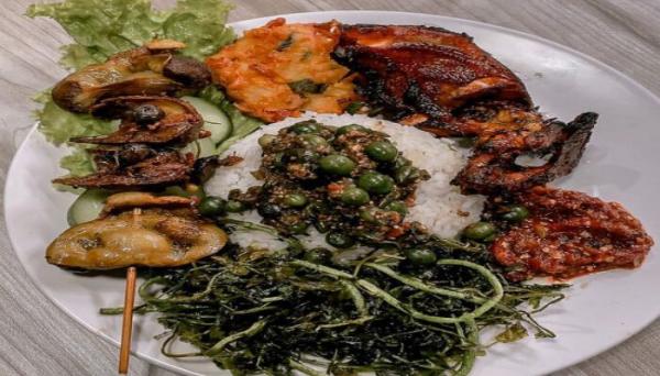 Ramah di Kantong, Ini 3 Tempat Makan Siang Enak di Bandung