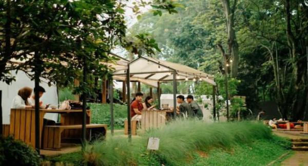 3 Tempat Nongkrong Outdoor di Bandung, Cocok untuk Santai Sore di Akhir Pekan