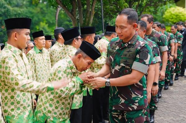 Panglima TNI Lepas 285 Prajurit dan ASN Jamaah Umrah