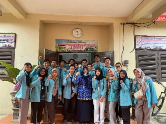 Mahasiswa KKN UNS Mendampingi Usaha Batik Kalimasada Naik Kelas