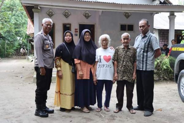 Terpisah 46 Tahun, Nenek Berumur 88 Tahun Kembali ke Pelukan Keluarga di Kebumen