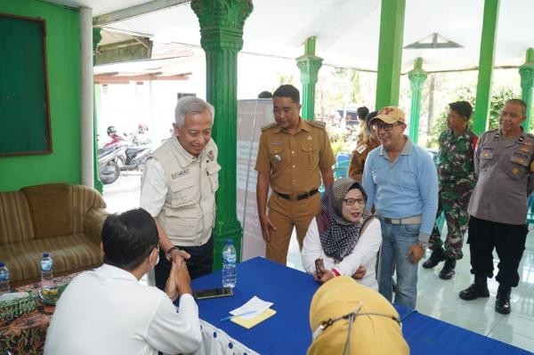 Pj Bupati Nganjuk Sambangi Kantor Kelurahan Ringinanom, Apresiasi Inovasi Puskesmas Nganjuk