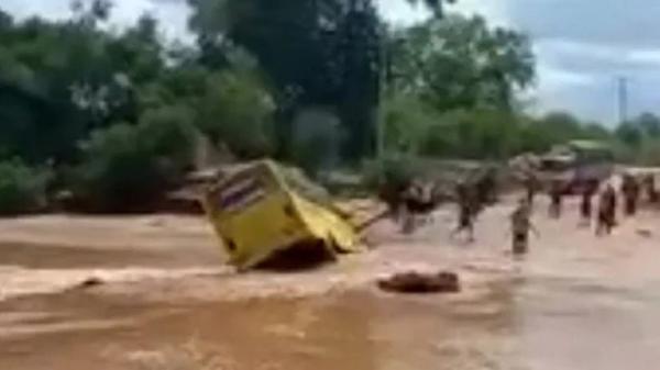 Sopir Tak Bisa Mengendalikan Bus yang Melaju Kencang hingga Terjun ke Sungai, 31 Orang Tewas