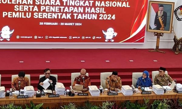 Ketua dan Anggota KPU Diperiksa DKPP, Pleno Hasil Pemilu Ditunda