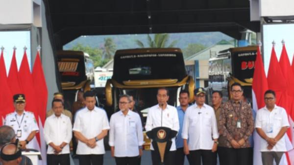 Kunjungi Samarinda, Presiden Jokowi Resmikan Terminal Bus Antarkota Senilai Rp49 Miliar