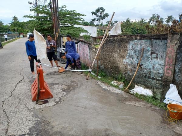 Tanggapi Keluhan Masyarakat, DPUPR Kota Depok Gerak Cepat Perbaiki Jalan Rusak di Jatijajar