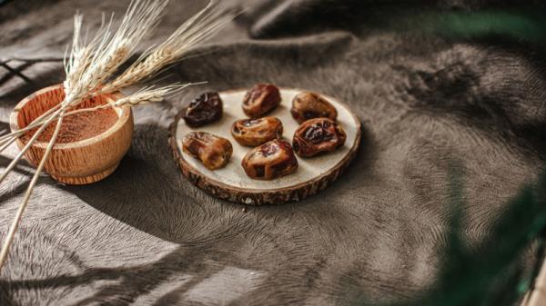 Jelang Ramadan, Ini 4 Manfaat Mengapa Kurma Ideal Sebagai Makanan Pembuka