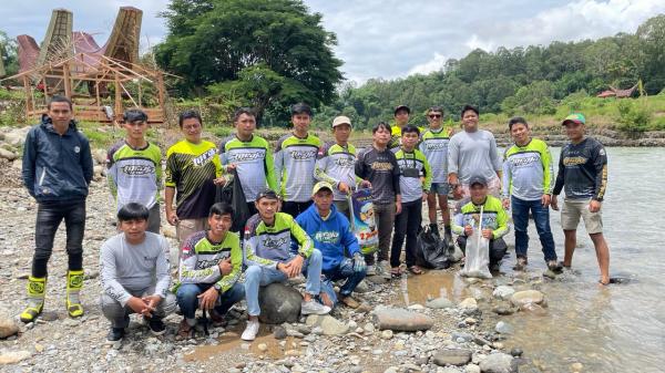 Jelang Festival Sungai Sa'dan, Toraja Trail Gaungkan Cinta Lingkungan Bersih Sampah di Sungai