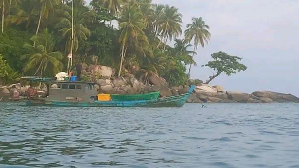 Kapal Bom Ikan Berkeliaran, Hasil Tangkapan Nelayan di Bintan Berkurang