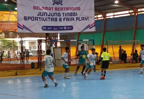 Hari Kedua, Tim Futsal SMP Surabaya Saling Jegal di Piala IPIEMS, Pertandingan Terakhir Lebih Seru!