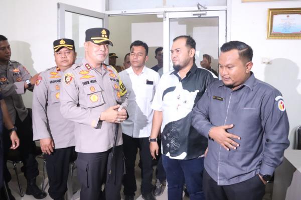 Monitoring Kantor KIP, Kapolres Aceh Utara Terus Pastikan Situasi Aman dan Terkendali