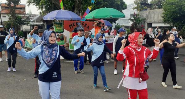 Pemberdayaan UMKM, RW 17 Srondol Wetan Semarang Gelar Bazar