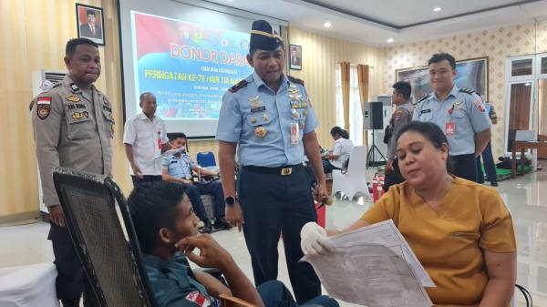 Bakti Sosial Donor Darah Meriahkan Peringatan HUT ke-78 TNI AU di Lanud El Tari Kupang