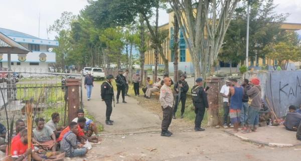 Polisi Imbau Masyarakat Jayawijaya Tak Terprovokasi Selama Sidang Pleno Berlangsung