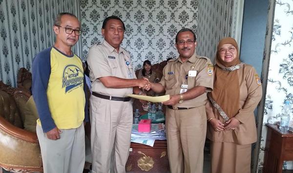 SMA Negeri 6 Semarang Sumbangkan Bantuan Rp 10 Juta untuk Korban Banjir Demak