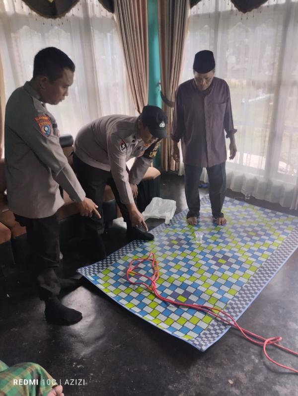 Geger! Seorang Pemuda Ditemukan Tewas Gantung Diri dalam Rumahnya di Sekampung