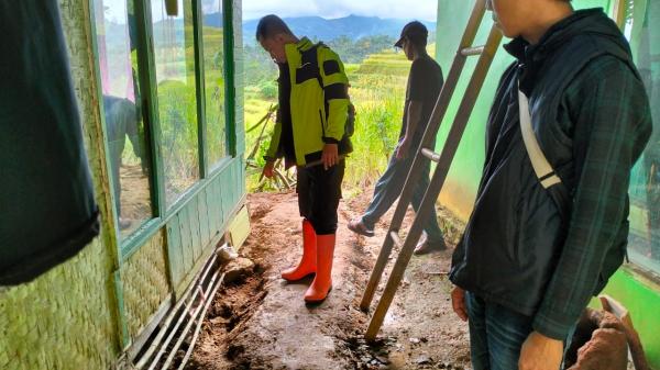 Belasan KK di Banjarwangi Garut Terdampak Pergerakan Tanah