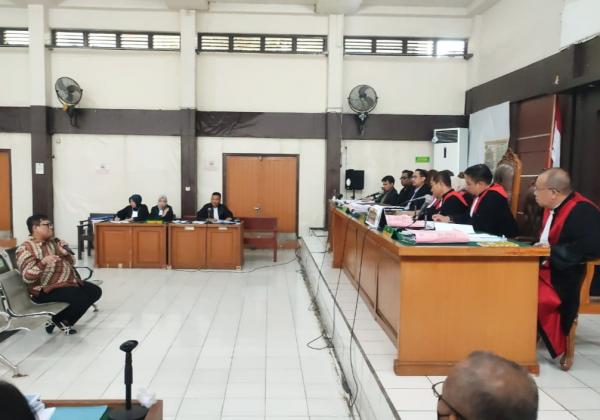 Tak Konsisten, Hakim Tegur Saksi Ahli pada Sidang Dugaan Korupsi Akuisisi Anak Perusahaan PTBA