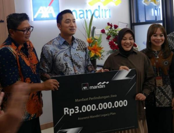 AXA Mandiri Resmikan Customer Care Centre Baru di Medan