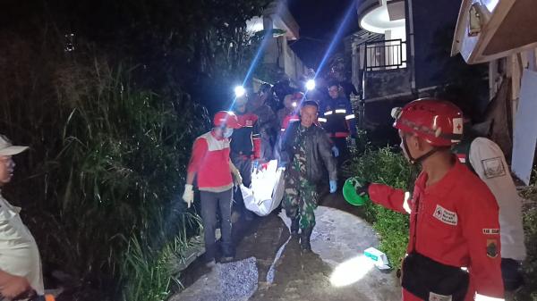 Tim SAR Berhasil Evakuasi 4 Korban Meninggal di Sumur