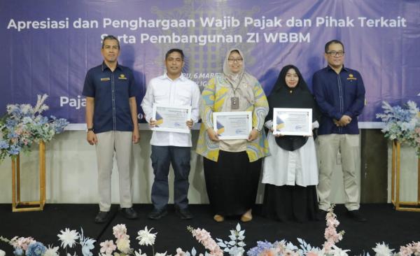 PUPR Aceh Barat Raih Penghargaan Kategori Wajib Pajak Pemungut PPN Terbesar