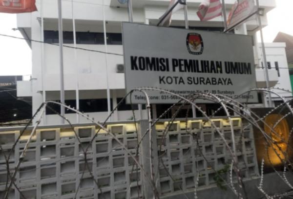Viral Susunan Anggota DPRD Surabaya Dapil 2 Beredar, Rekapitulasi KPU Molor dari Jadwal