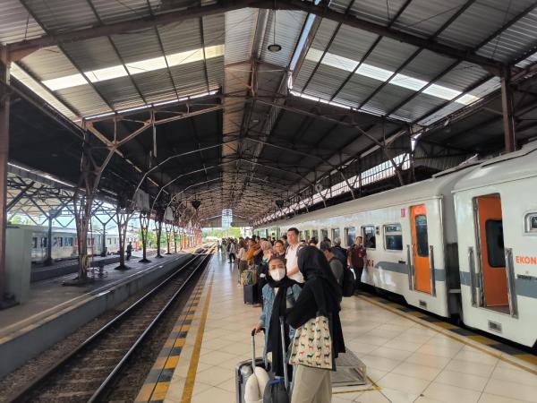 Tiket Kereta Api Tambahan Lebaran 2024 di Daop 5 Purwokerto, Lengkap dengan Jadwal Perjalanan KA
