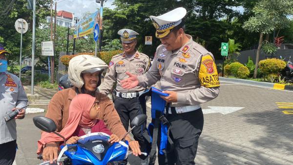 Sabuk Keselamatan untuk Anak: Inisiatif Satlantas Polresta Bogor untuk Kurangi Risiko Kecelakaan