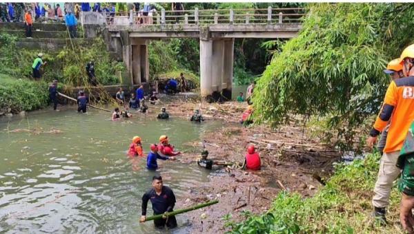 Munggahan Ala TNI POLRI Bersih - bersih Sungai, Bersih Hatiku Bersih Sungaiku