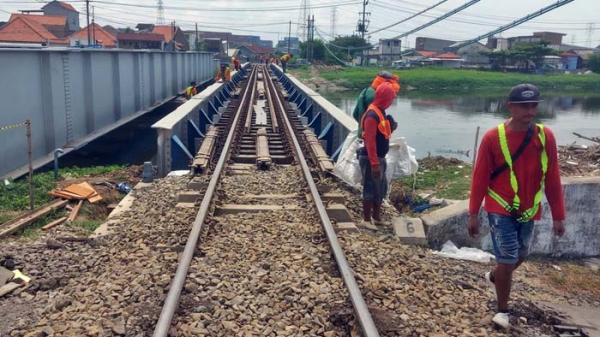 Selama 15 Hari, KAI Perbaikan Jembatan Kereta Kaligawe Semarang dan Bedampak ke Lalu Lintas