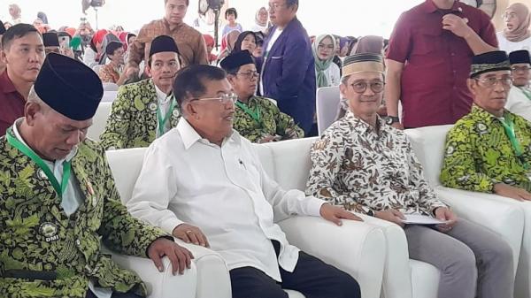 Dihadiri Jusuf Kalla, Masjid Akbar Kemayoran Bergema dengan Semarak Gerakan Masjid Bersih 2024
