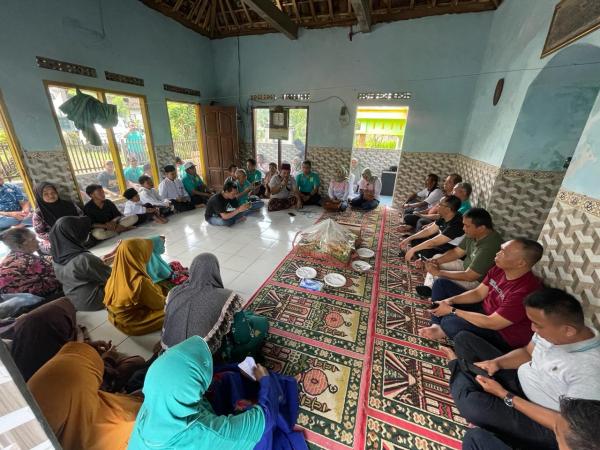 Sambut Ramadan, Kompak Gelar Baksos Religi Renovasi Musala di Jombang