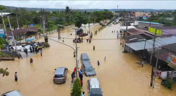 Hujan Deras Landa Kota Sorong, Sejumlah Kawasan Direndam Banjir Setinggi Dada Orang Dewasa