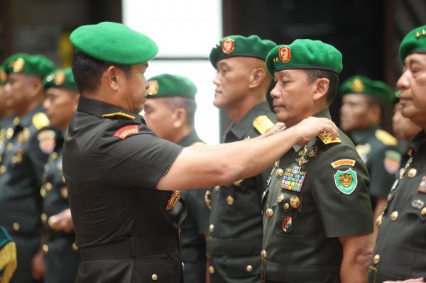 Mayjen TNI Mohammad Fadjar Jabat Pangdam III Siliwangi