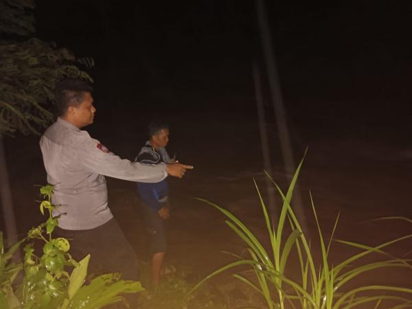 Warga Kecamatan Pakuniran Dilaporkan Hilang Terseret Arus Sungai