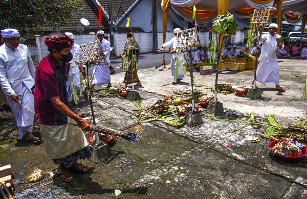 Potret Tawur Kesanga Hari Raya Nyepi Umat Hindu di Palembang