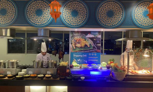Khazanah Ramadhan: Hotel Santika Premiere Dyandra Medan Jelajah Kuliner Khas Nusantara