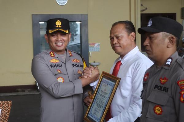 Ungkap Kasus Curanmor, 17 Personel Polres Probolinggo Diganjar Penghargaan