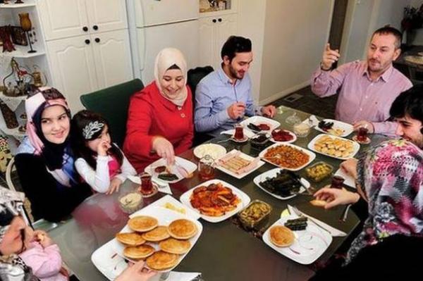 Nah, Batas Waktu Sahur saat Puasa Ramadhan, Bolehkah Makan setelah Imsak?