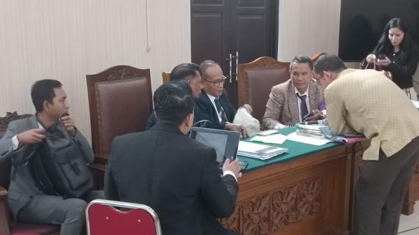 Kuasa Hukum Crazy Rich Surabaya Budi Said  Hadirkan 3 Saksi di Sidang Praperadilan di PN Jaksel