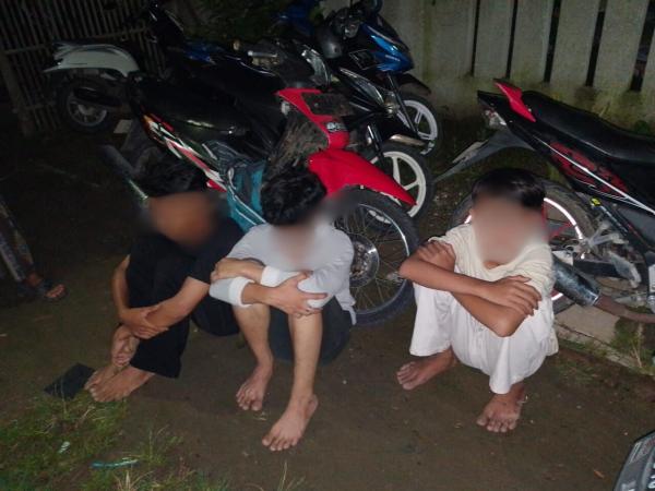 Hendak Perang Sarung, Tiga Pemuda di Carenang Kabupaten Serang Diamankan Polisi