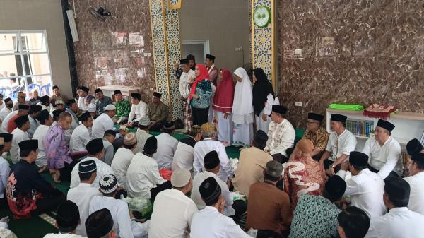 Walikota Bandarlampung Lakukan Safari Ramadhan 1445 Hijriah Di Masjid Nurul Iman