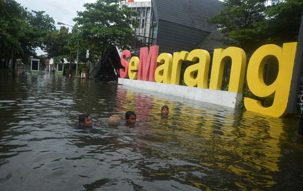 Semarang Dikepung Banjir, Guru Besar Undip Ungkap Sejumlah Faktor Penyebabnya