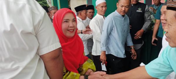 HJ. Eva Dwiana dan Forkopimkot Bandar Lampung Beri Sorotan di Safari Ramadhan di Masjid Nurul Huda