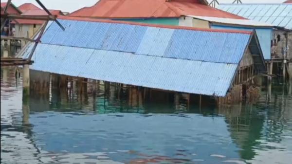Diterjang Angin Kencang Belasan Rumah di Wakatobi Rusak, 3 Ambruk ke Laut
