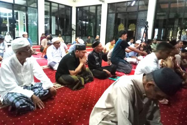 Ceramah Singkat Sholat Tarawih Masjid Hubbul Huda, Salah Satu Bukti Beriman Adalah Berpuasa 